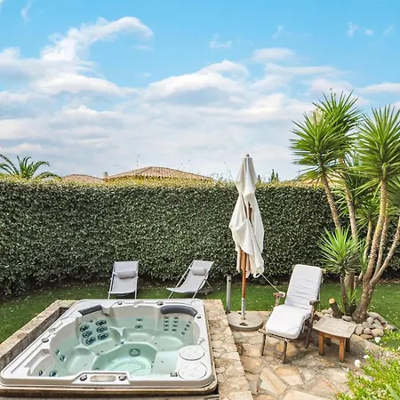 Amazing In With 3 Bedrooms And Wifi Le Lavandou