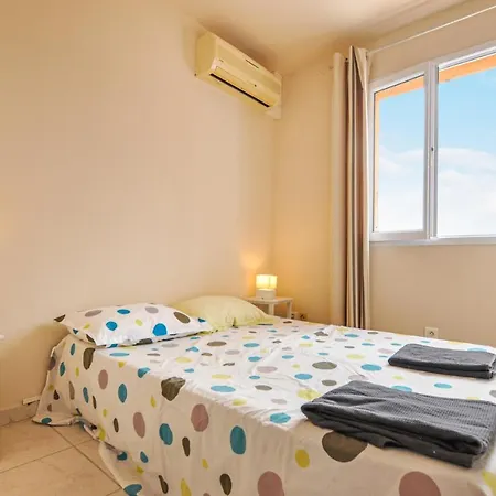 Semesterbostad 3 Bedroom Lovely Home In Le Lavandou Le Lavandou